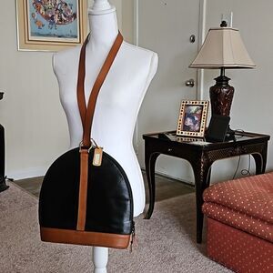 Vintage Sabrina Genesis 7000 series handbag
